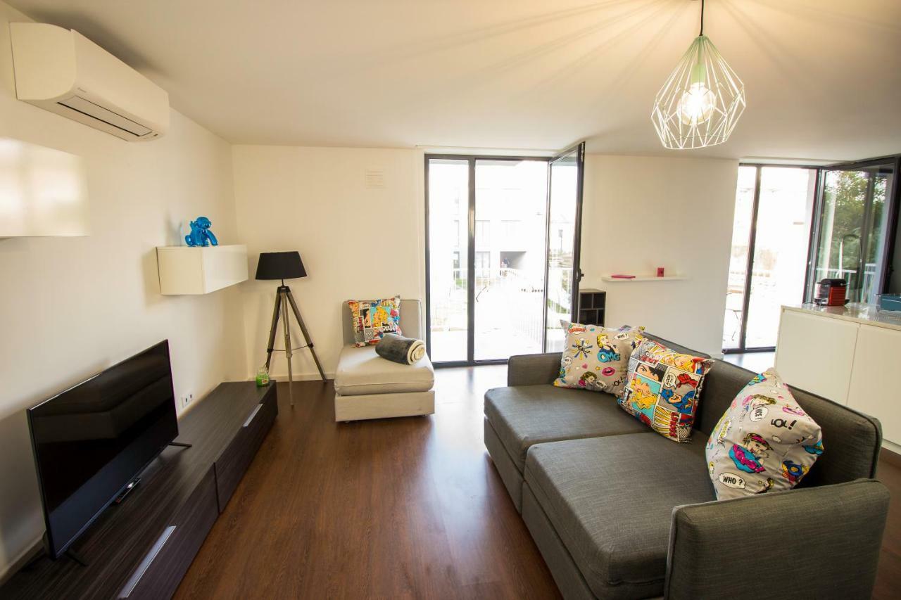 Guest H4U - Bonjardim Pop Art City Center Porto Luaran gambar
