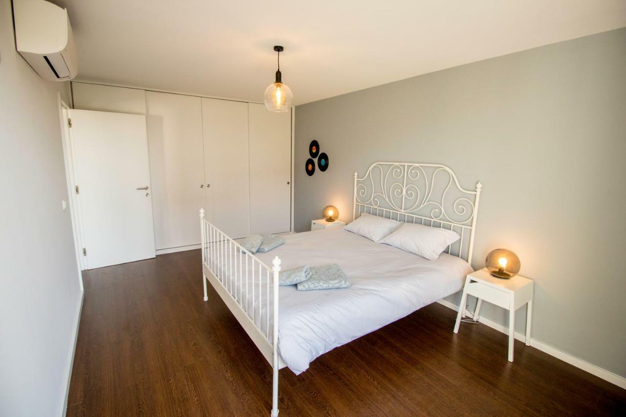 Guest H4U - Bonjardim Pop Art City Center Porto Luaran gambar